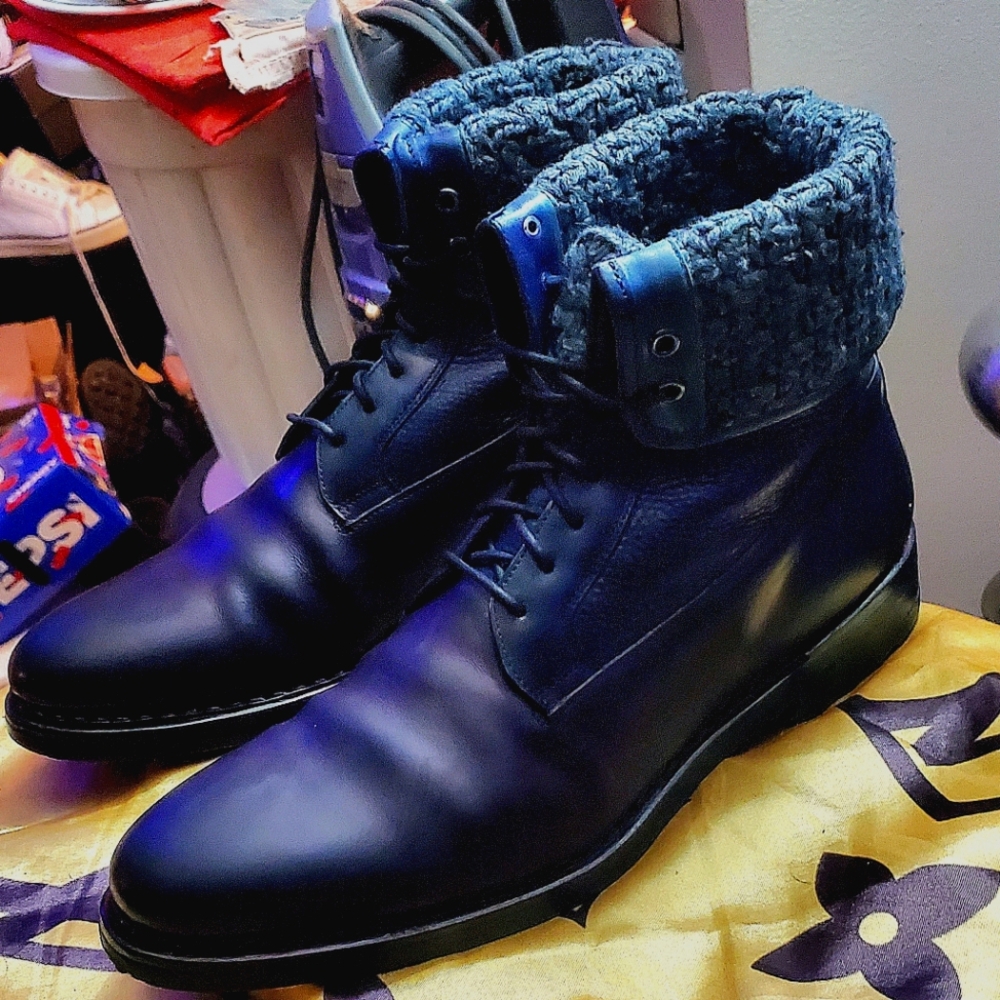 Santoni shearling derby boots